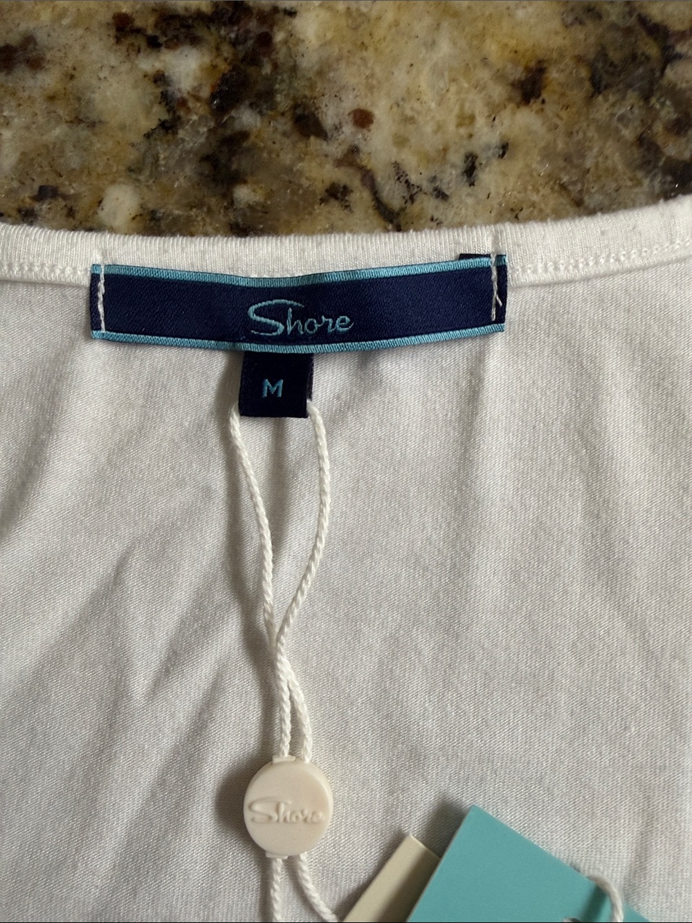 Shore White Scoop-Neck Tank Top with Bust Seaming size med - Picture 3 of 4